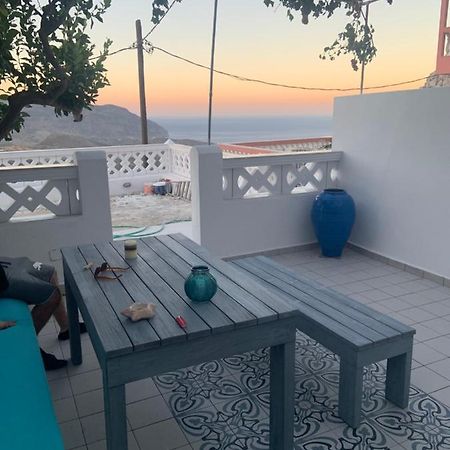 Thea Menetes Apartment Menetai Bagian luar foto