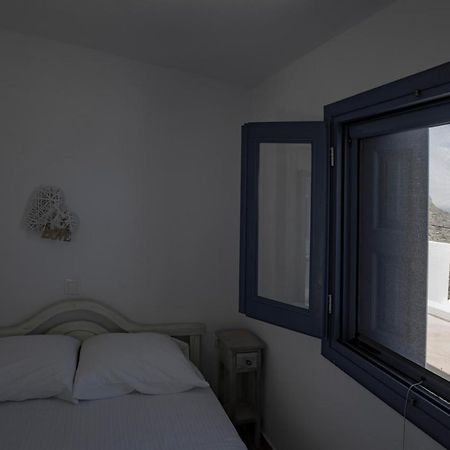 Thea Menetes Apartment Menetai Bagian luar foto
