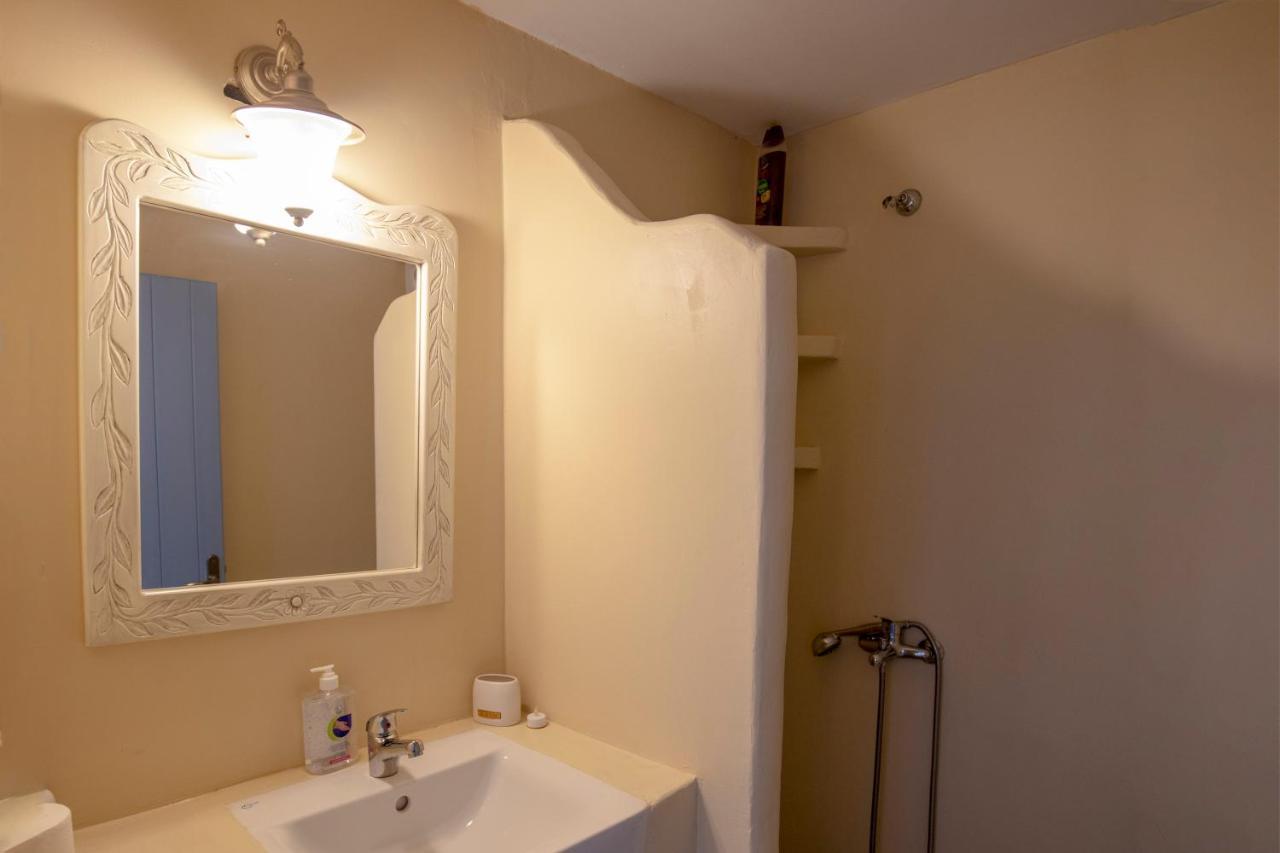 Thea Menetes Apartment Menetai Bagian luar foto