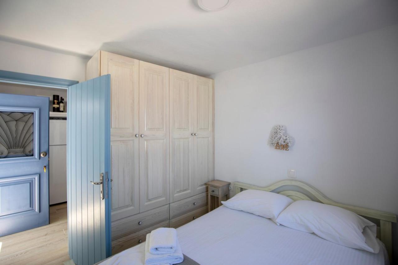 Thea Menetes Apartment Menetai Bagian luar foto