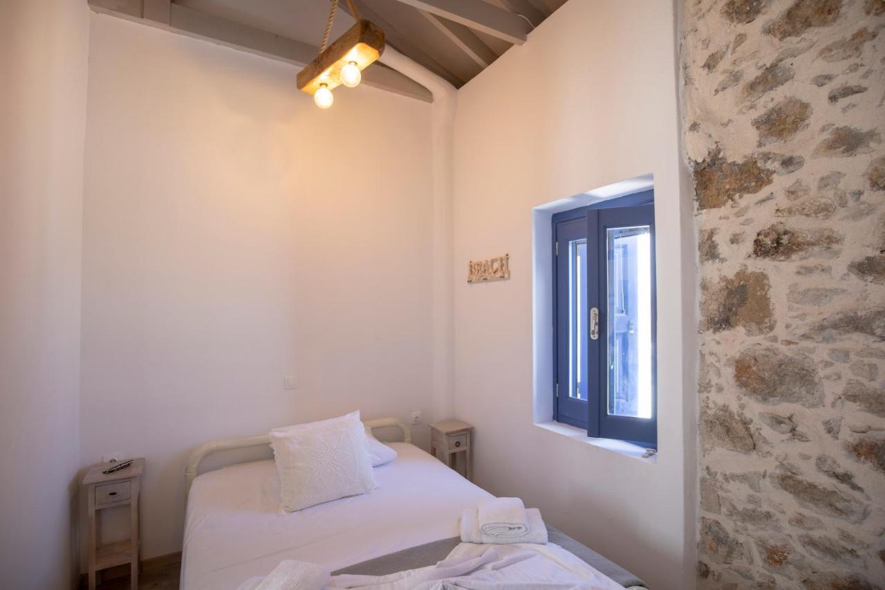 Thea Menetes Apartment Menetai Bagian luar foto