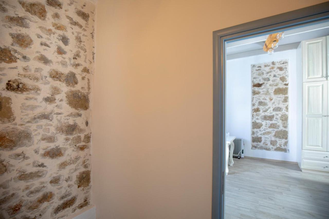 Thea Menetes Apartment Menetai Bagian luar foto