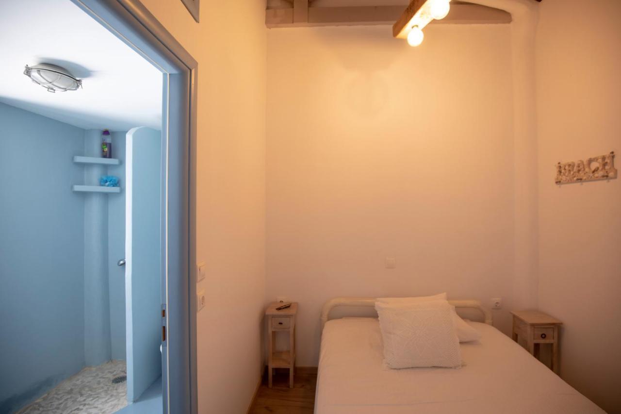 Thea Menetes Apartment Menetai Bagian luar foto
